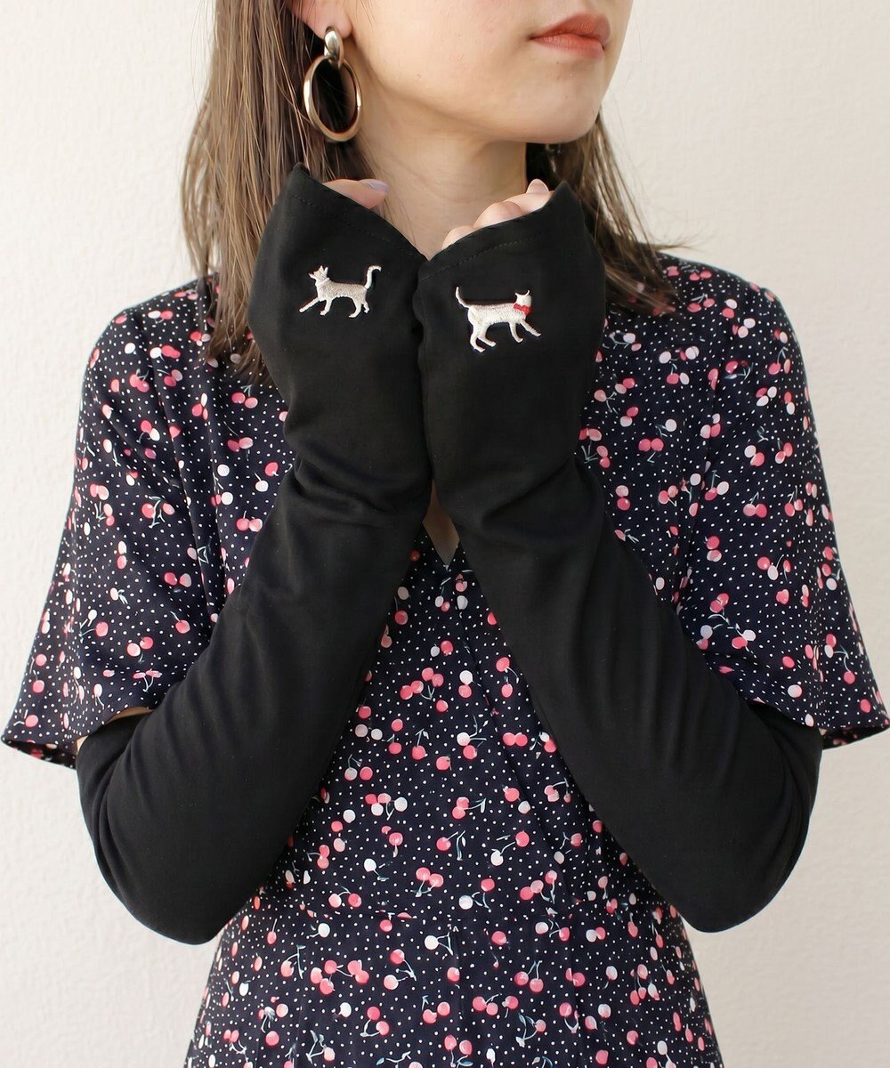 ORuKuBET 【WOMEN】 おさんぽねこ刺繍UVグローブ / UVカット / 猫グッズ 