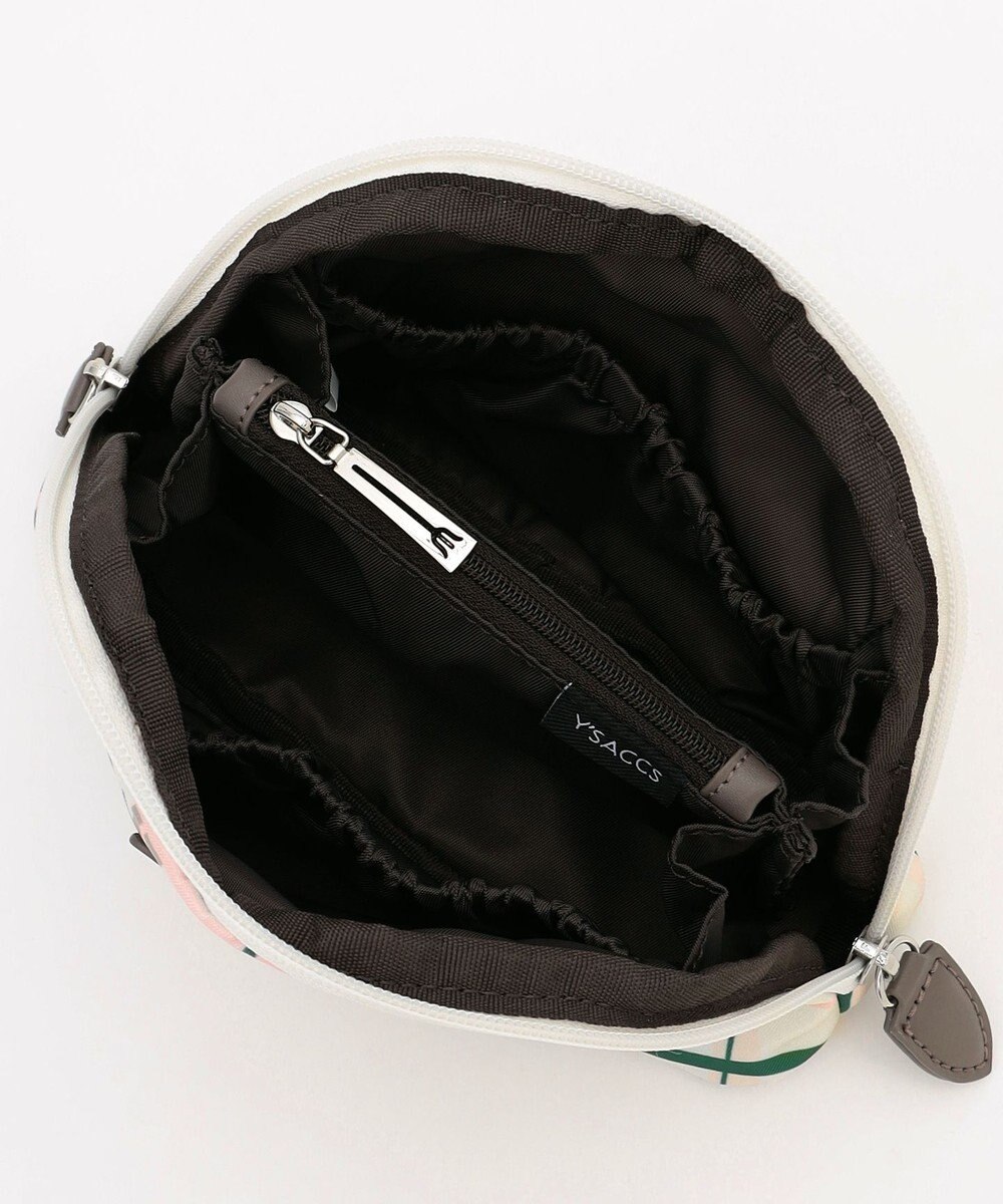 Y'SACCS 総柄プリントハーフムーンポーチ 