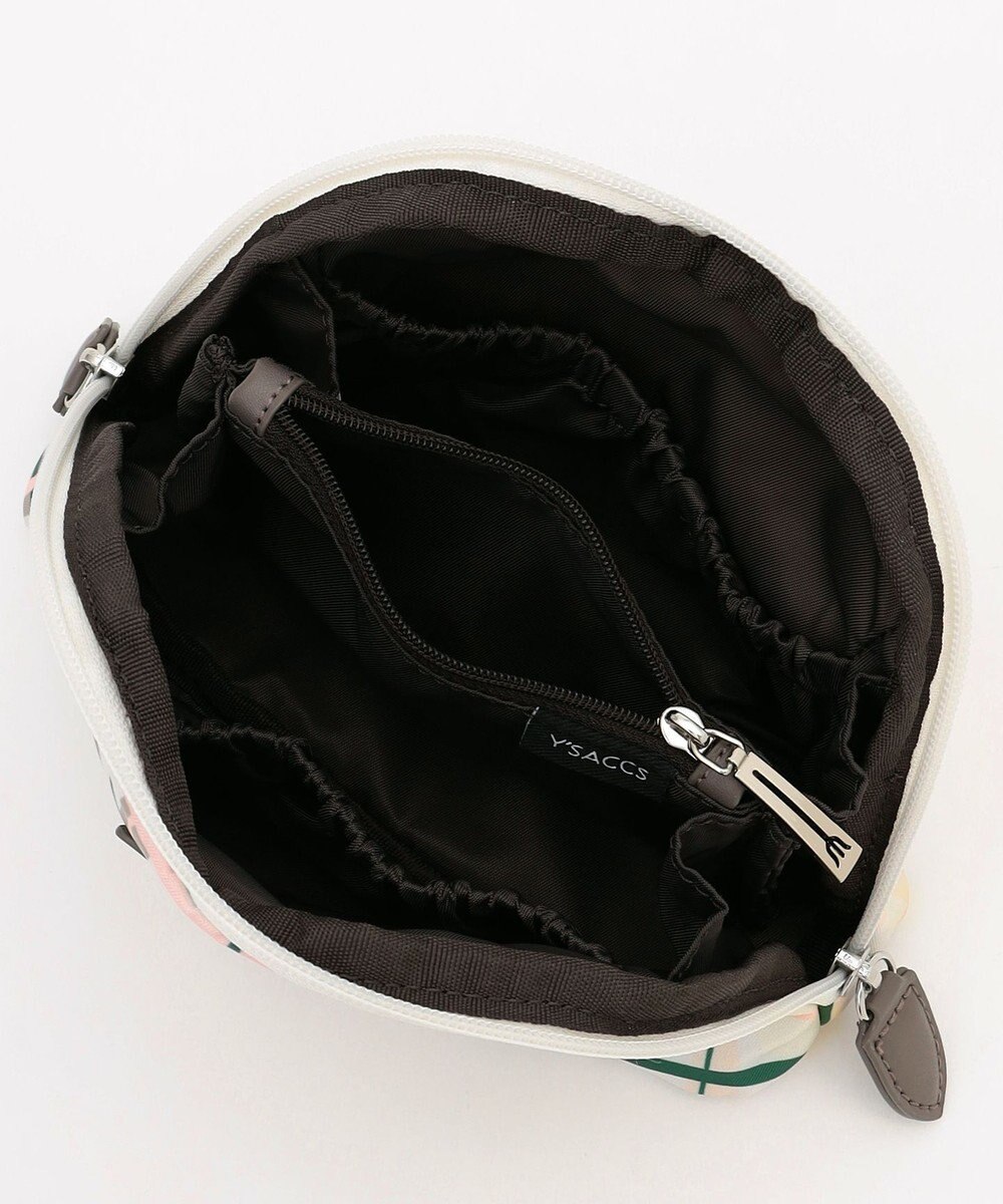 Y'SACCS 総柄プリントハーフムーンポーチ 