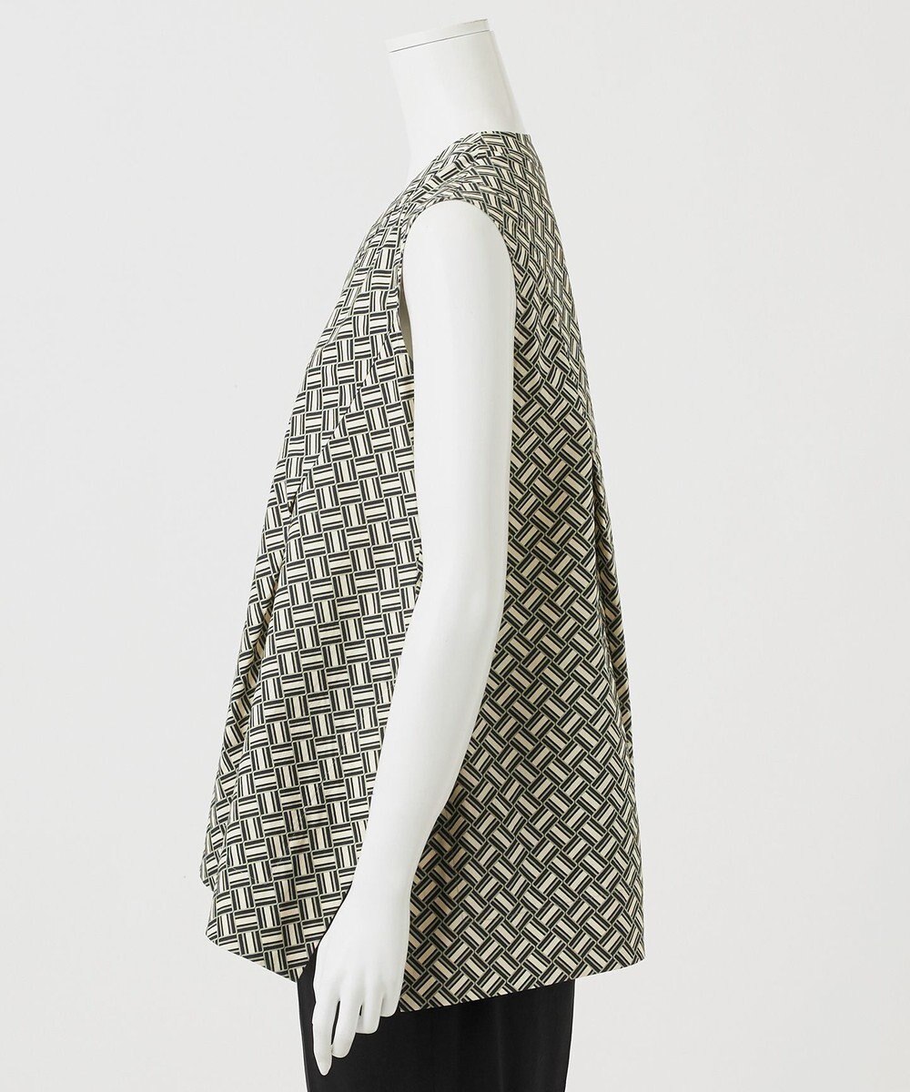 23区 S 【R(アール)】ジオメトリックプリント ハンカチヘム ブラウス 