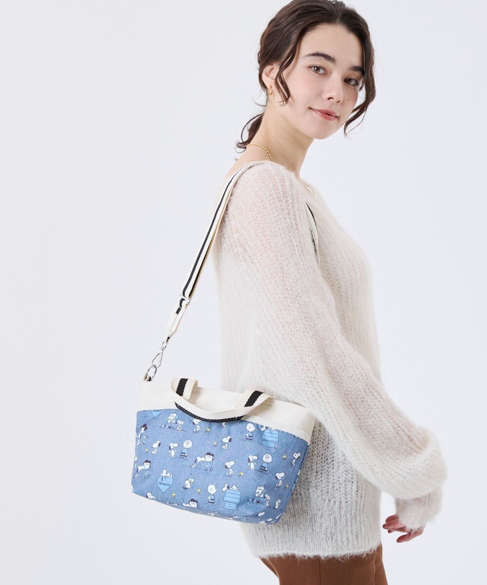 LeSportsac SMALL BUCKET TOTE/ピーナッツハッピーパルズ 