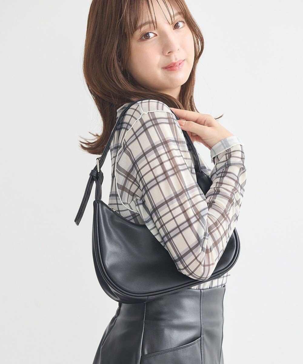 earth music&ecology ハーフムーンアジャスタブルバッグ 