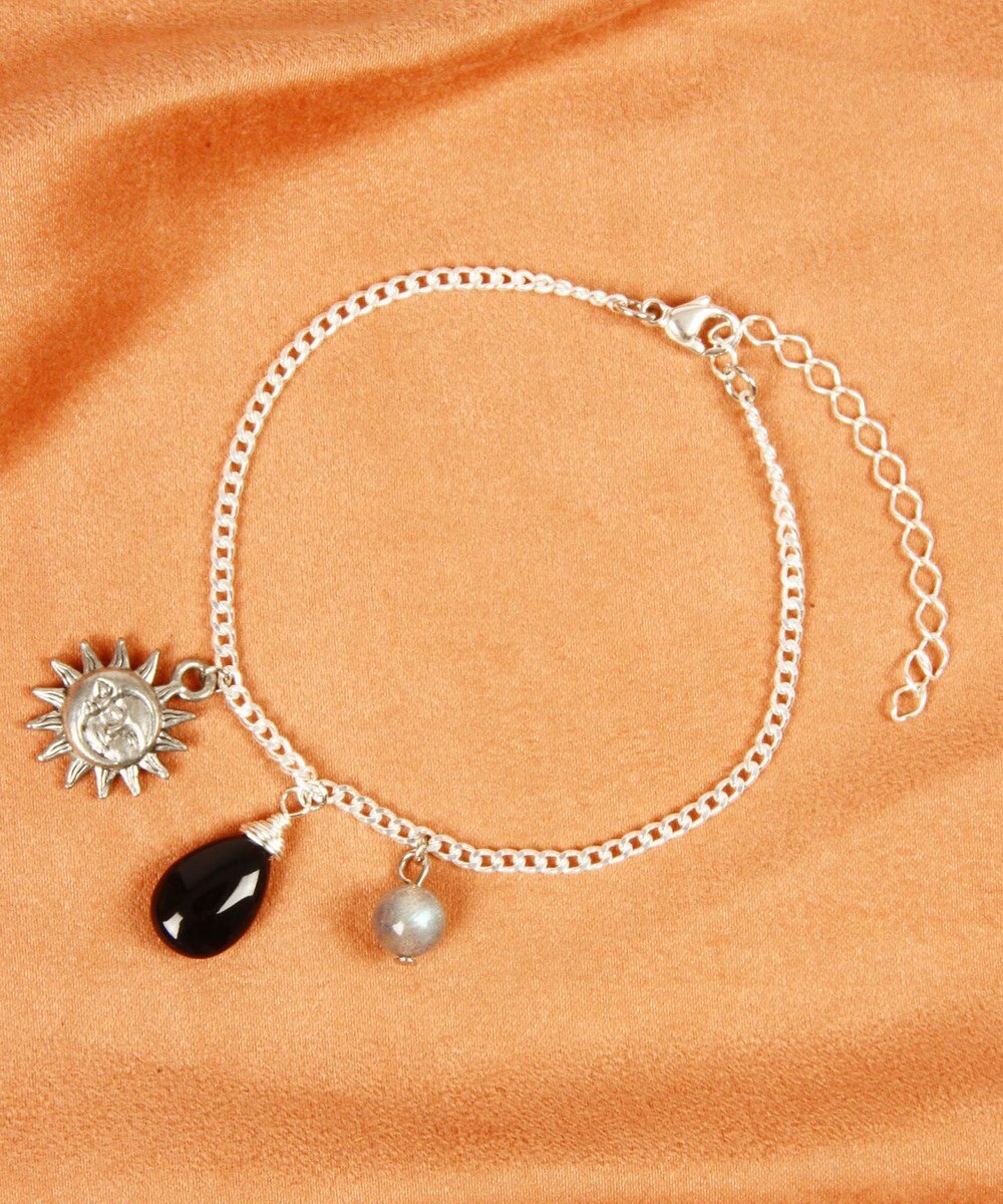 ペアアクセサリー特集 シルバー925 オニキス チャームブレスレット Wythe Charm ファッション通販 公式通販 オンワード クローゼット