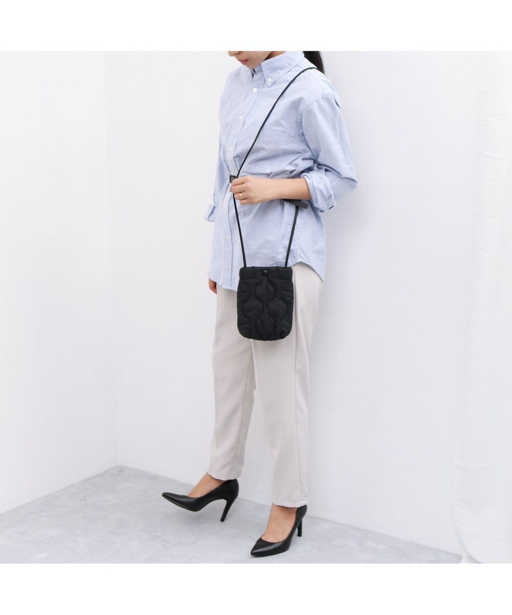 UNBILLION cachecache ナイロンキルティングスマホショルダー 