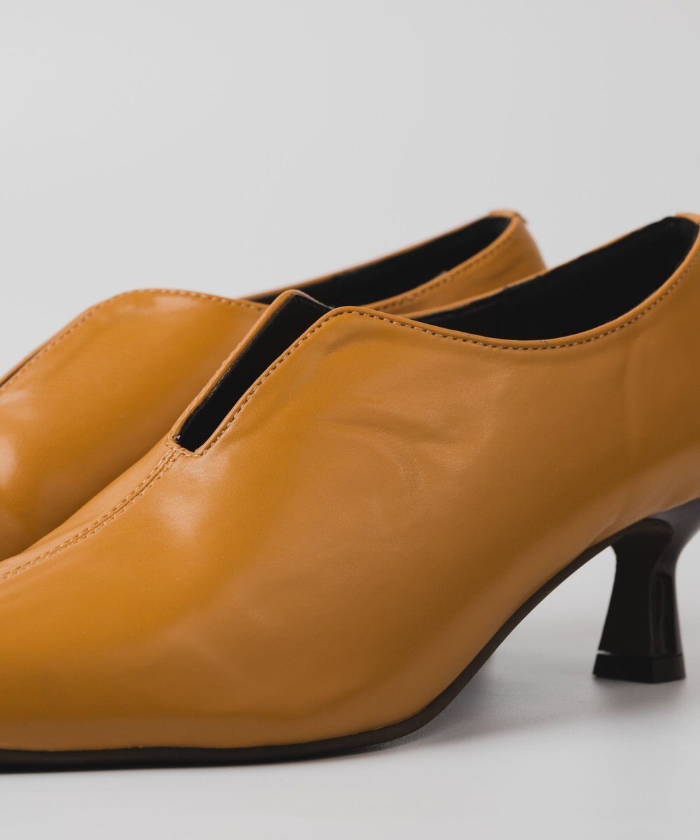 BONTRE 【PRECIEUX JOUET/プレシュウジュエ】Uカットスカルプチャーパンプス 