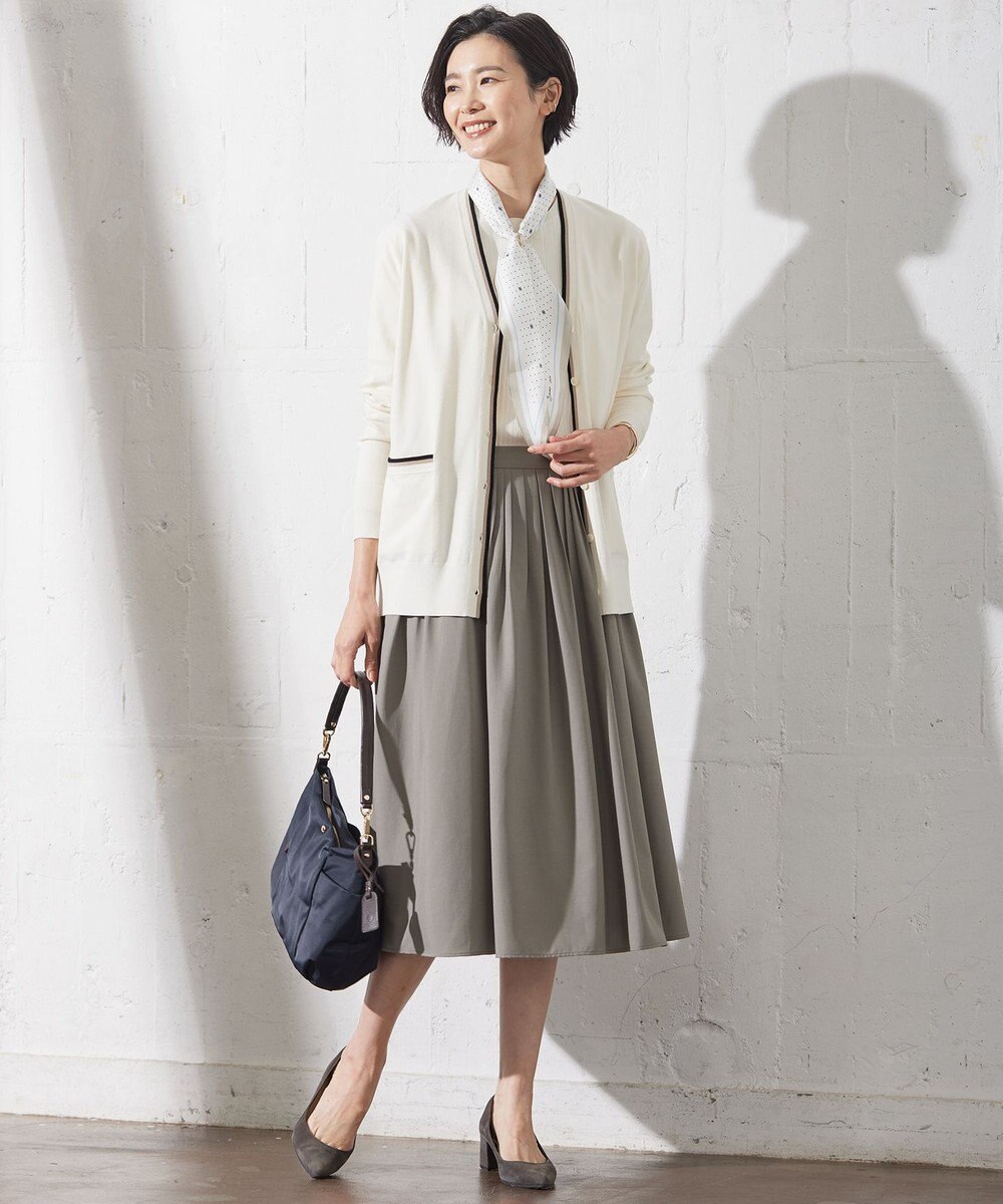 J.PRESS LADIES L 【洗える】RAYON STRETCH PLAIN Vネック カーディガン 