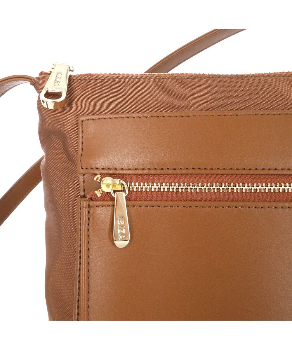 IBIZA コモド　オペラナイロン/牛革　ショルダーバッグ 