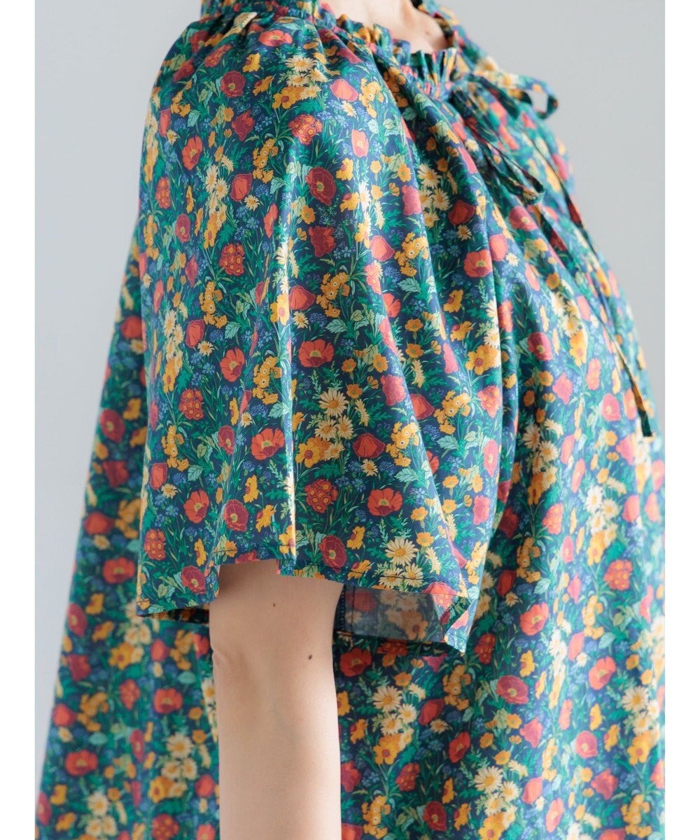 Te chichi 【LIBERTY FABRICS】フリルネックブラウス 