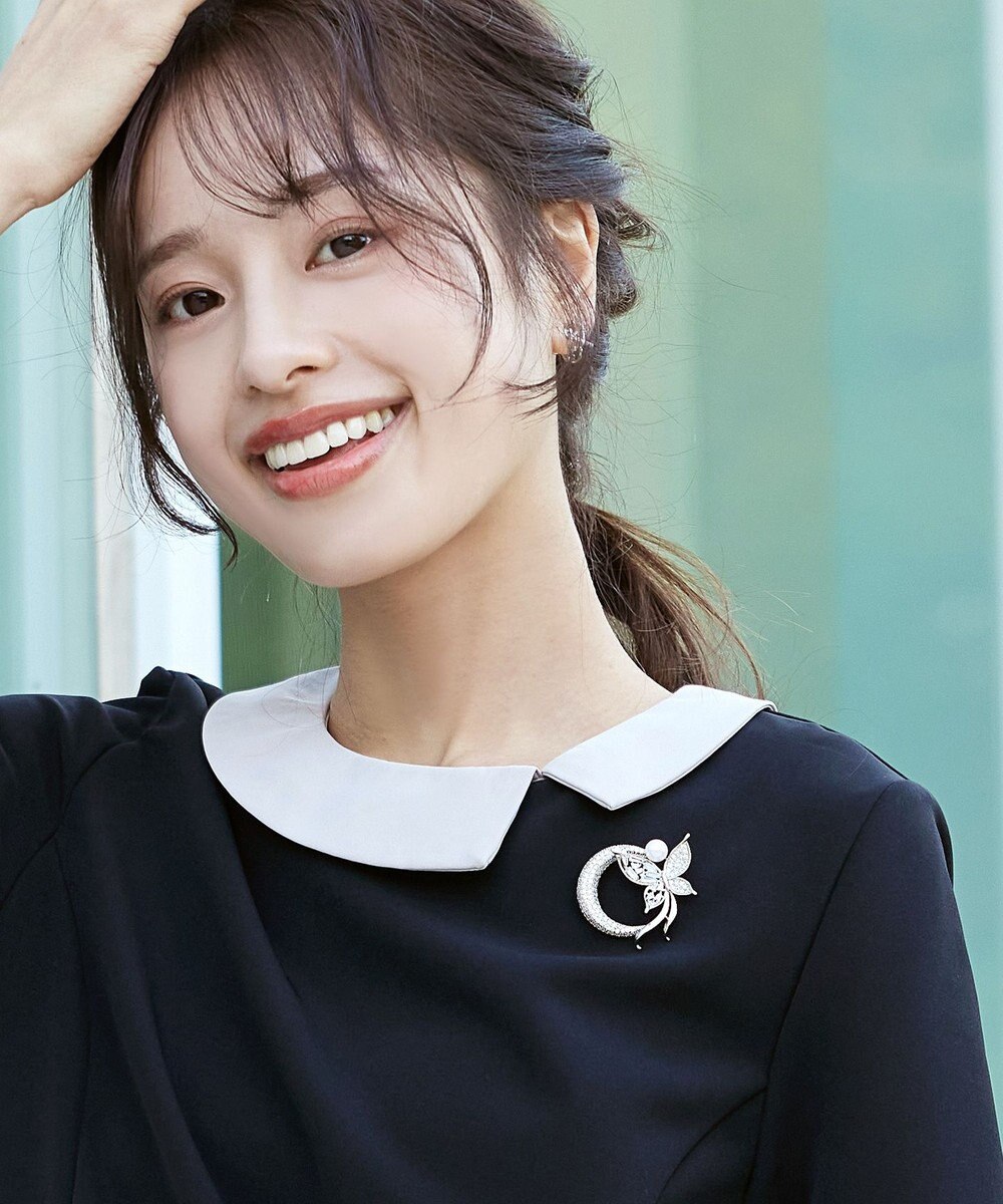 Tiaclasse バタフライモチーフブローチ 