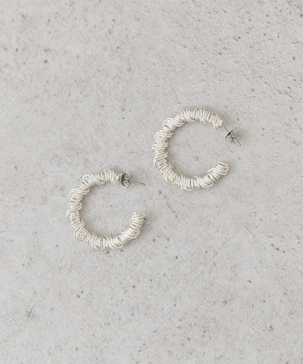 AMERICAN HOLIC ワイヤーロールピアス 