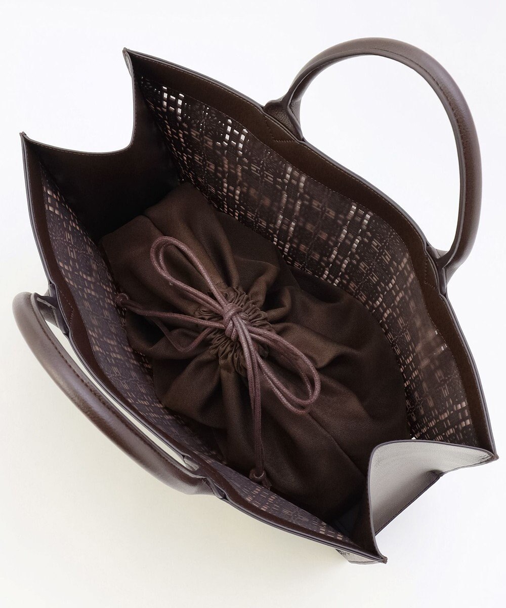 自由区 パンチングレース トート 