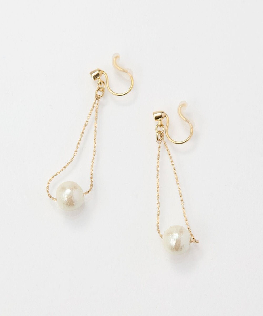 Phoebe 【痛くないシリーズ】【金属アレルギー対応】トライアングルコットンパールライトフィットイヤリング 