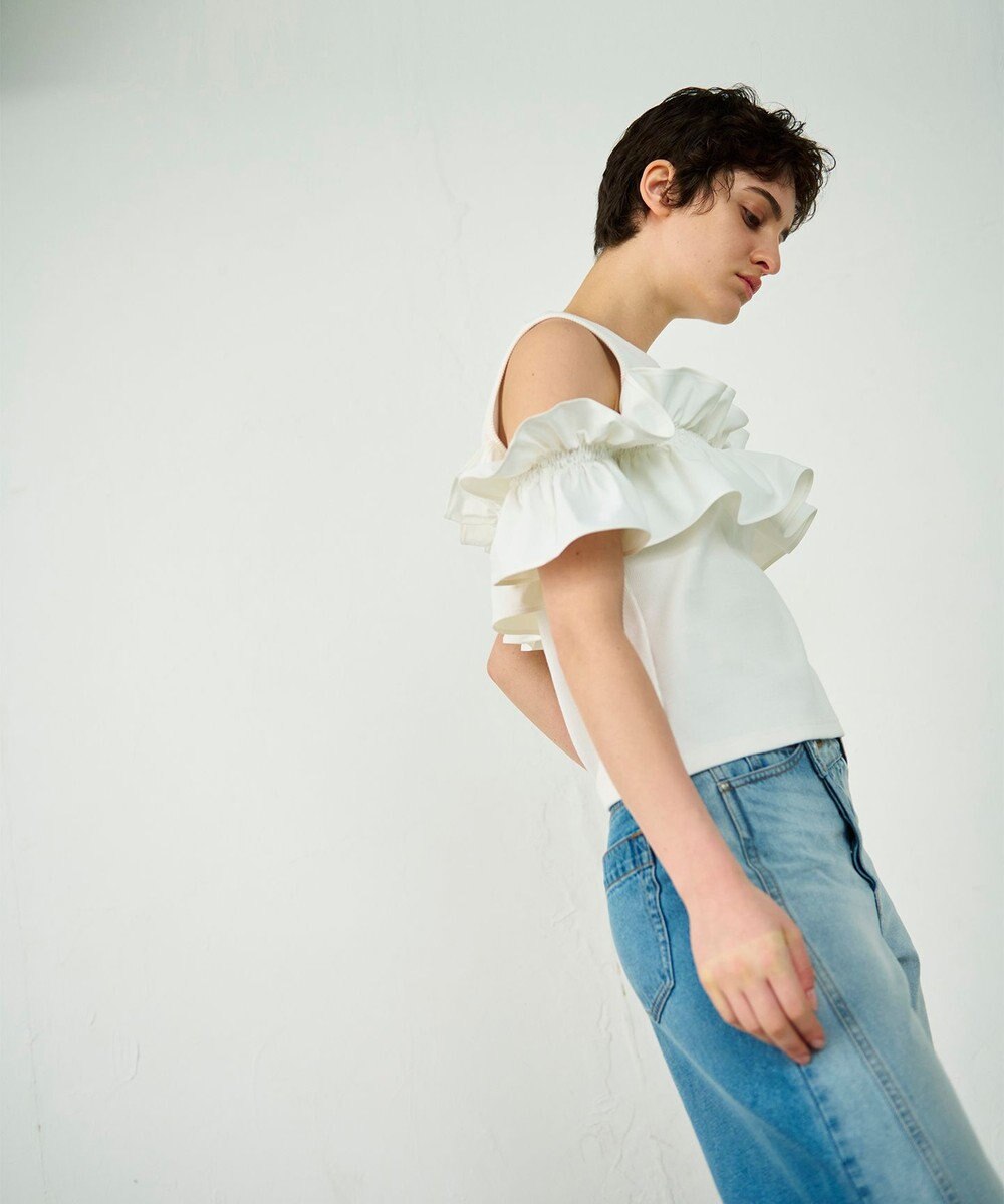 GRACE CONTINENTAL フリルリブカットトップ 