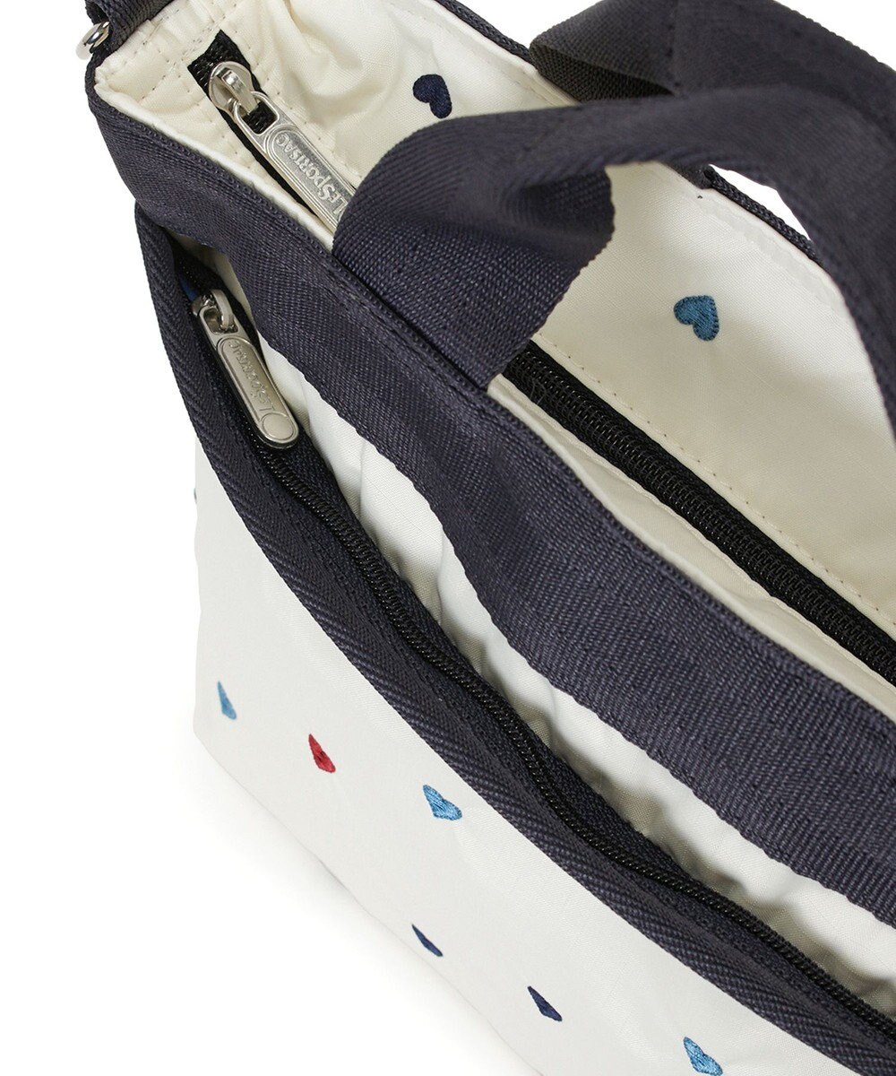 LeSportsac SMALL BUCKET TOTE/トリコロールハートエンブロイダリー 