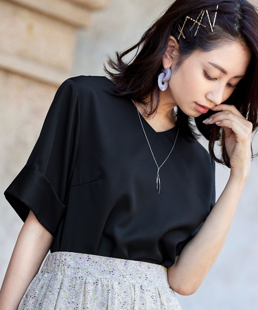 Tiaclasse 【日本製】大人上品なフラットカーブバーネックレス 