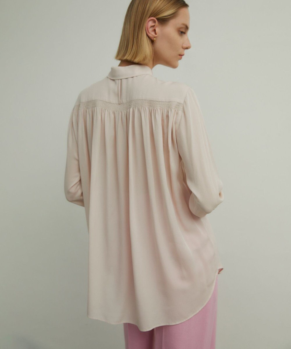 BEIGE， OLGA / シャーリングブラウス 