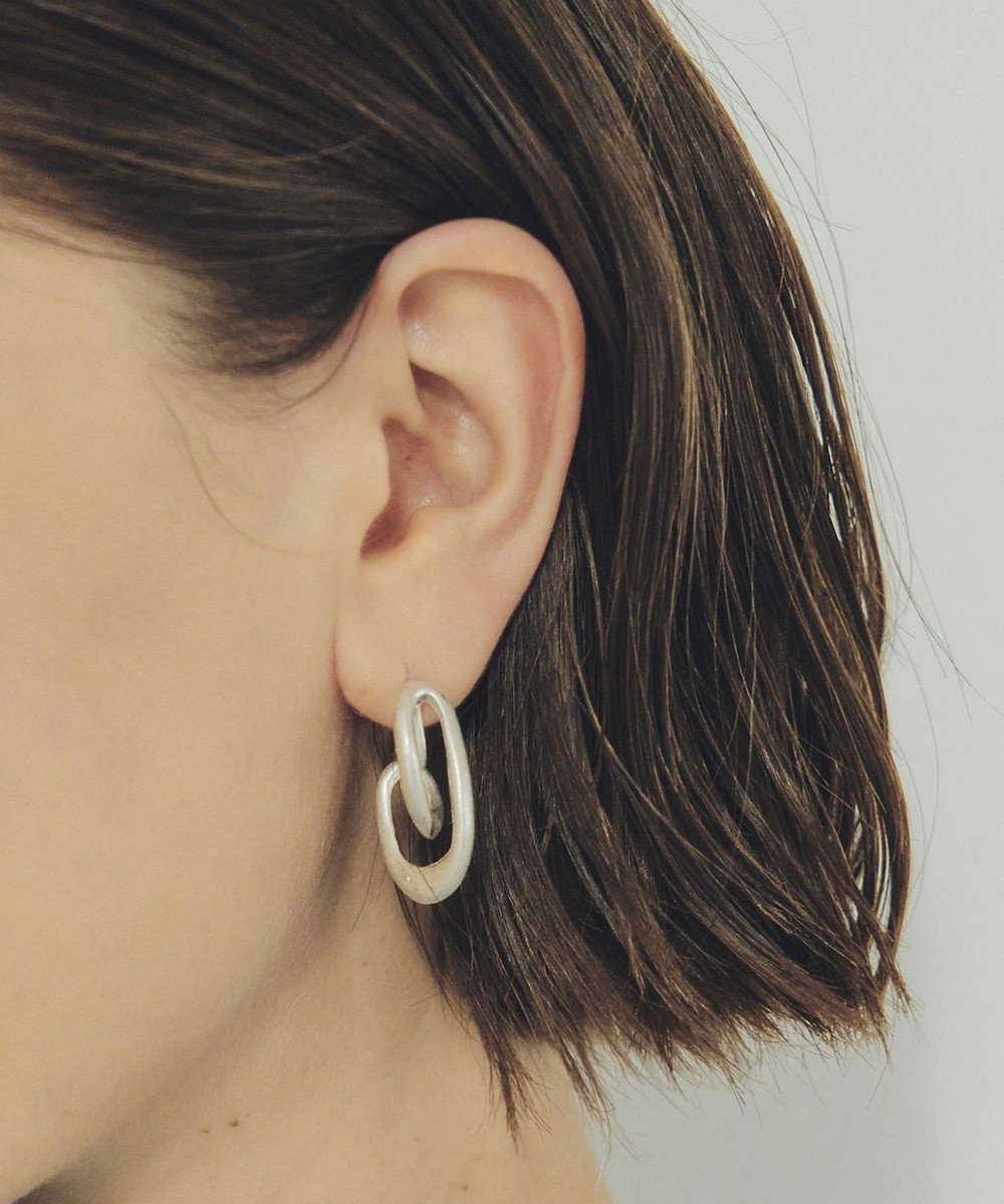 YECCA VECCA クロスフープイヤリング 