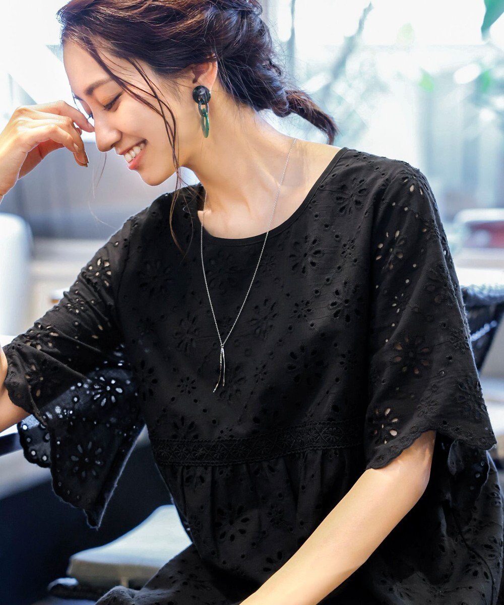 Tiaclasse 【日本製】大人上品なフラットカーブバーネックレス 