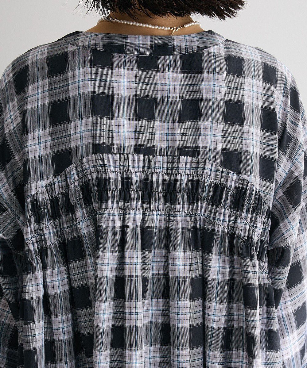 Green Parks 【しゃれシャツ】イージーケアＶネックチェックブラウス 