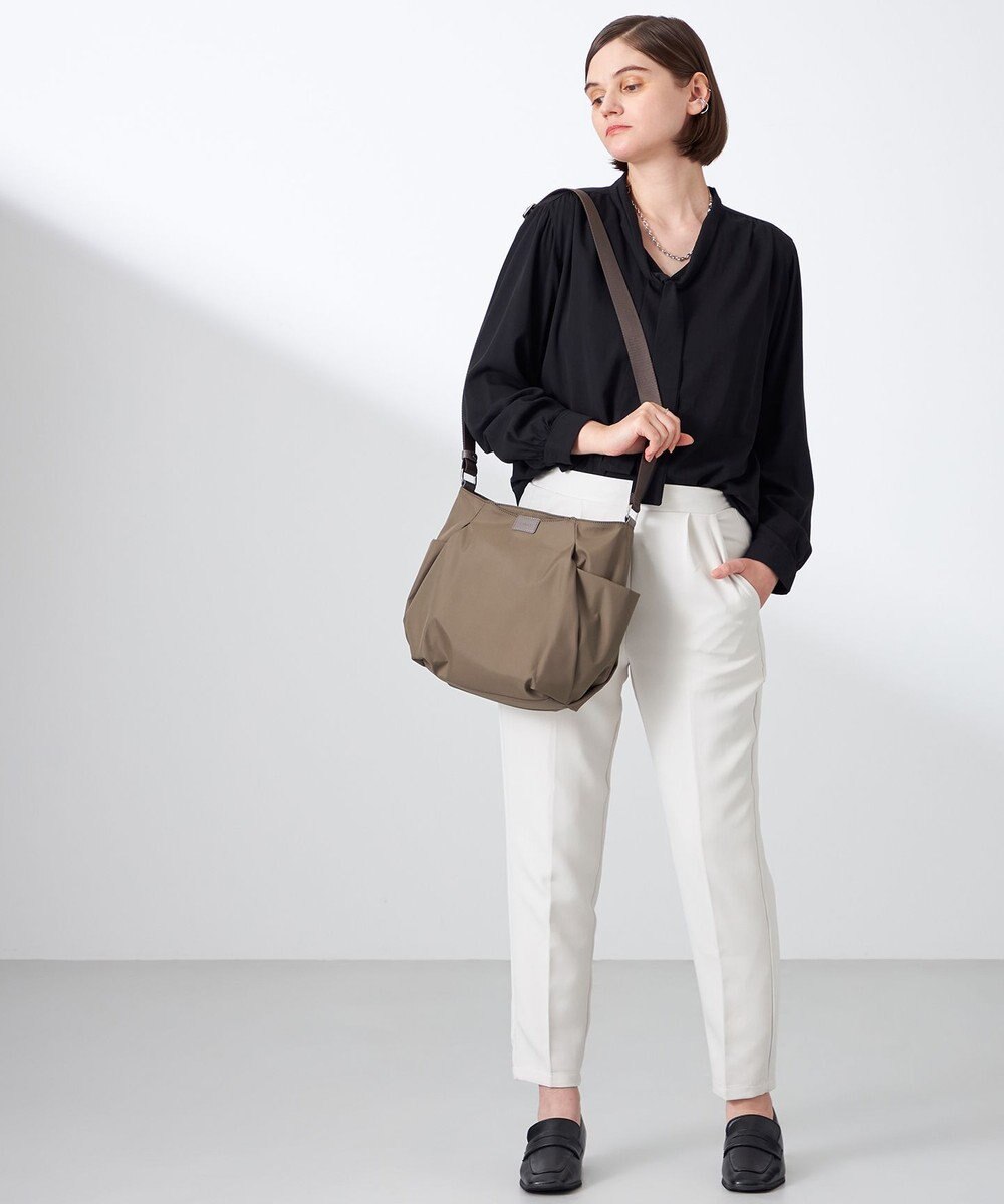 Y'SACCS 【ナイロンタフタ】トラベルショルダー 