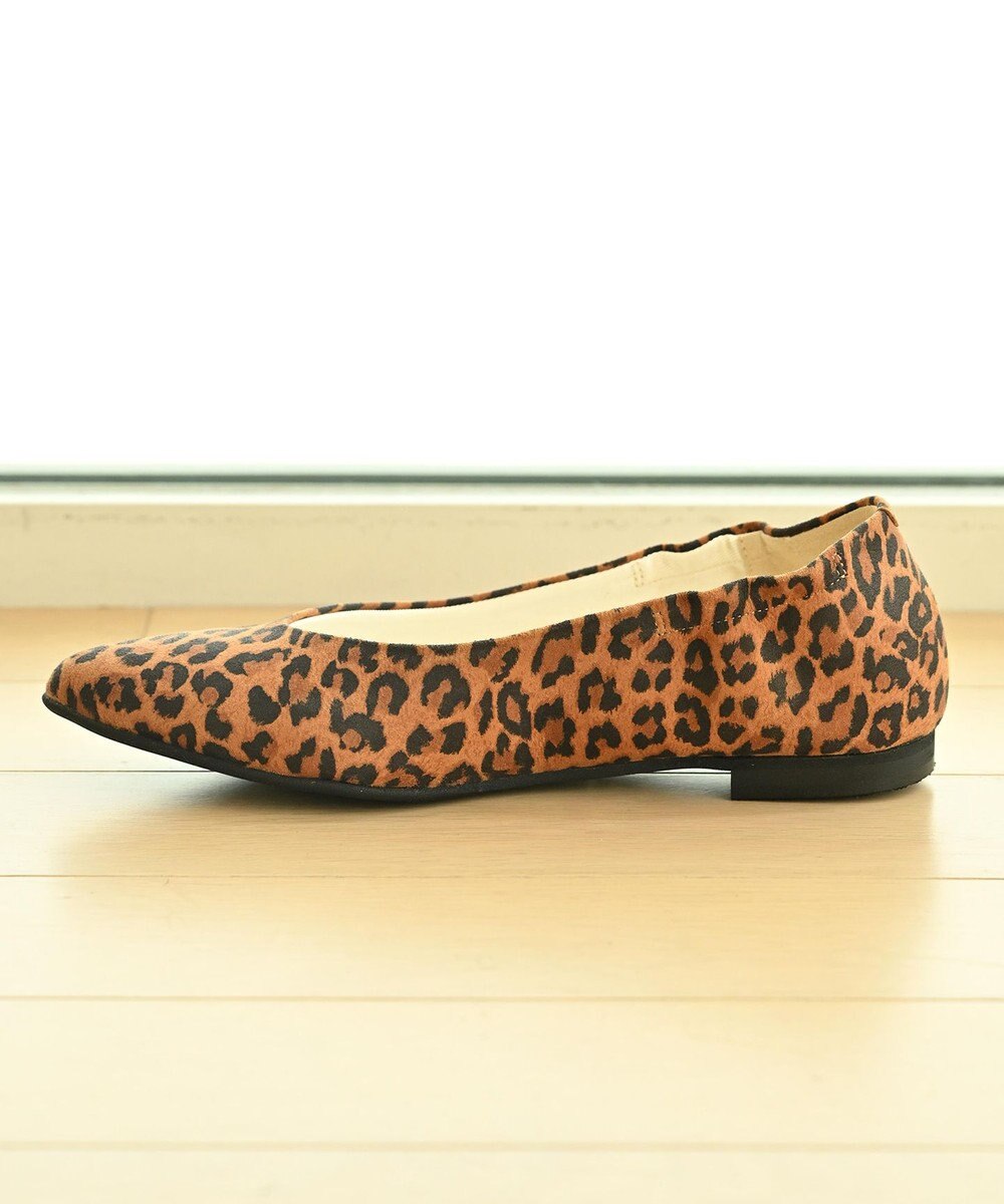 nouvelleRobe Oū 【本革・高反発】Pointed-plain ポインテッドトゥ Vカットレオパードパンプス 