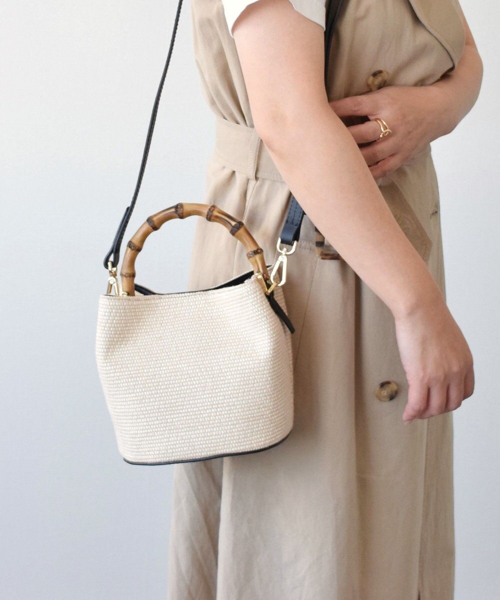 INTER-CHAUSSURES 【LORISTELLA】バンブーハンドルラフィアバケットバッグ 