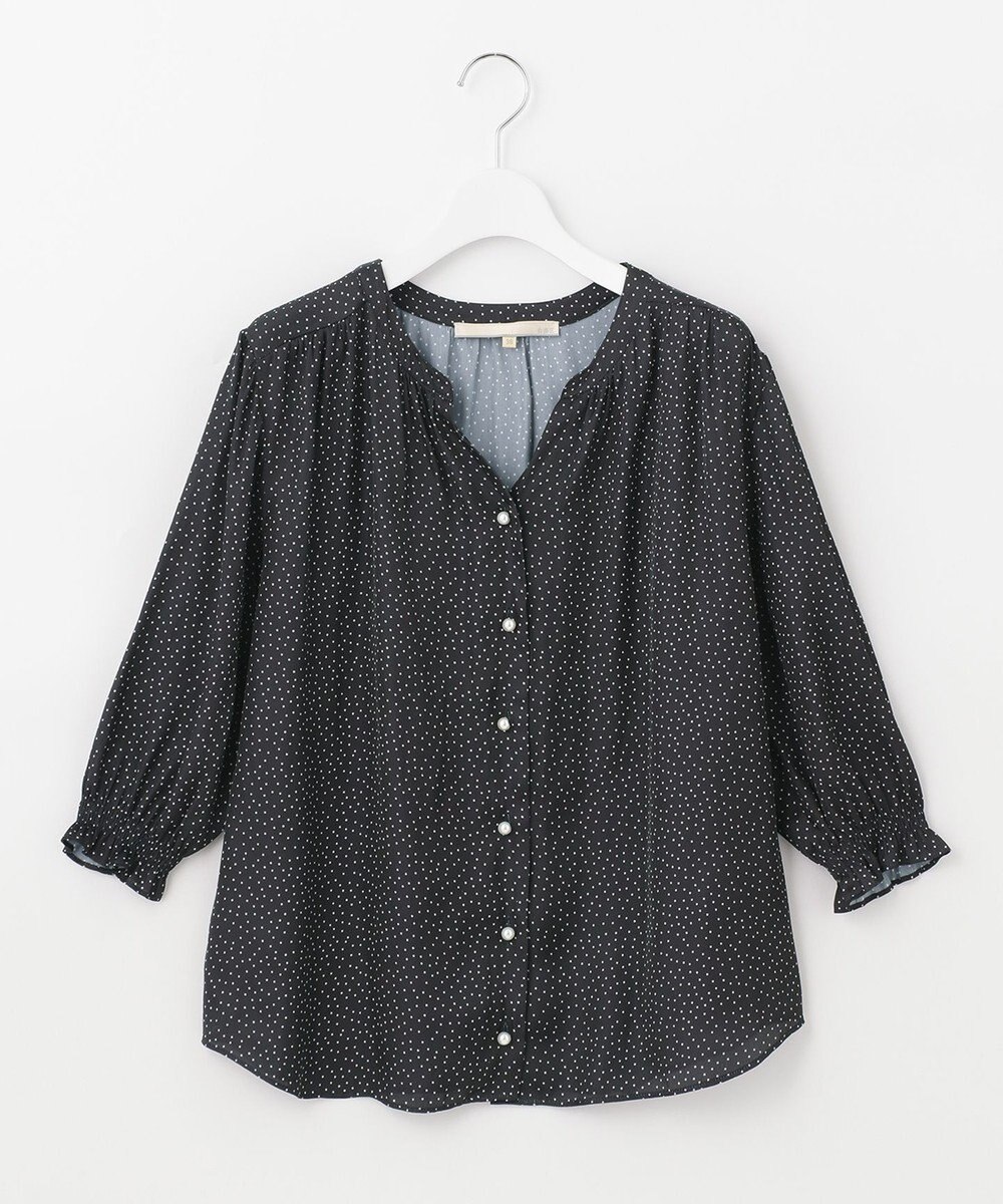 自由区 【WEB限定/セットアップ着用可/洗える】ブライトサテンライト Vネックブラウス 