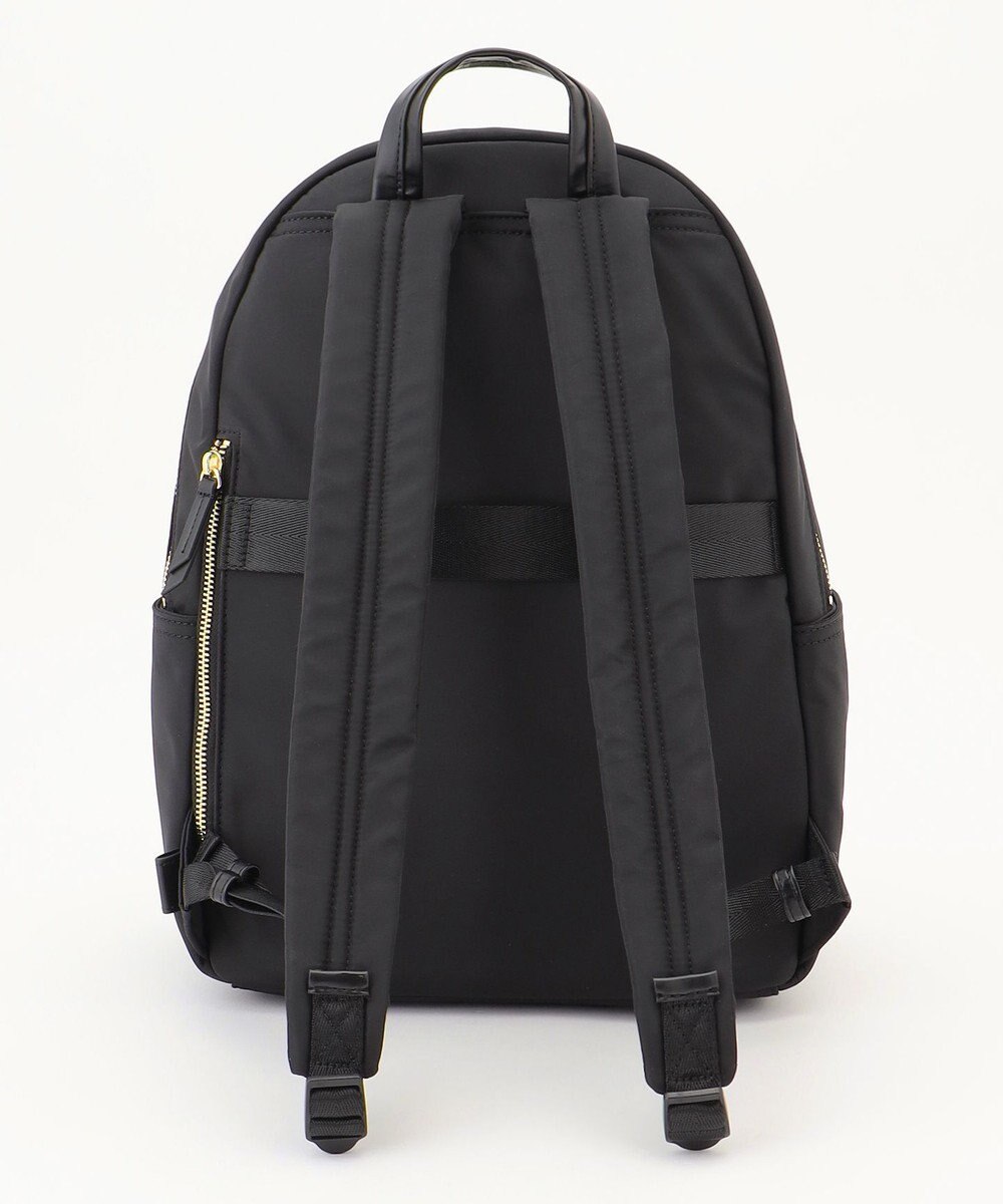 自由区 【軽量・撥水】ファンクショナルポケット リュック 