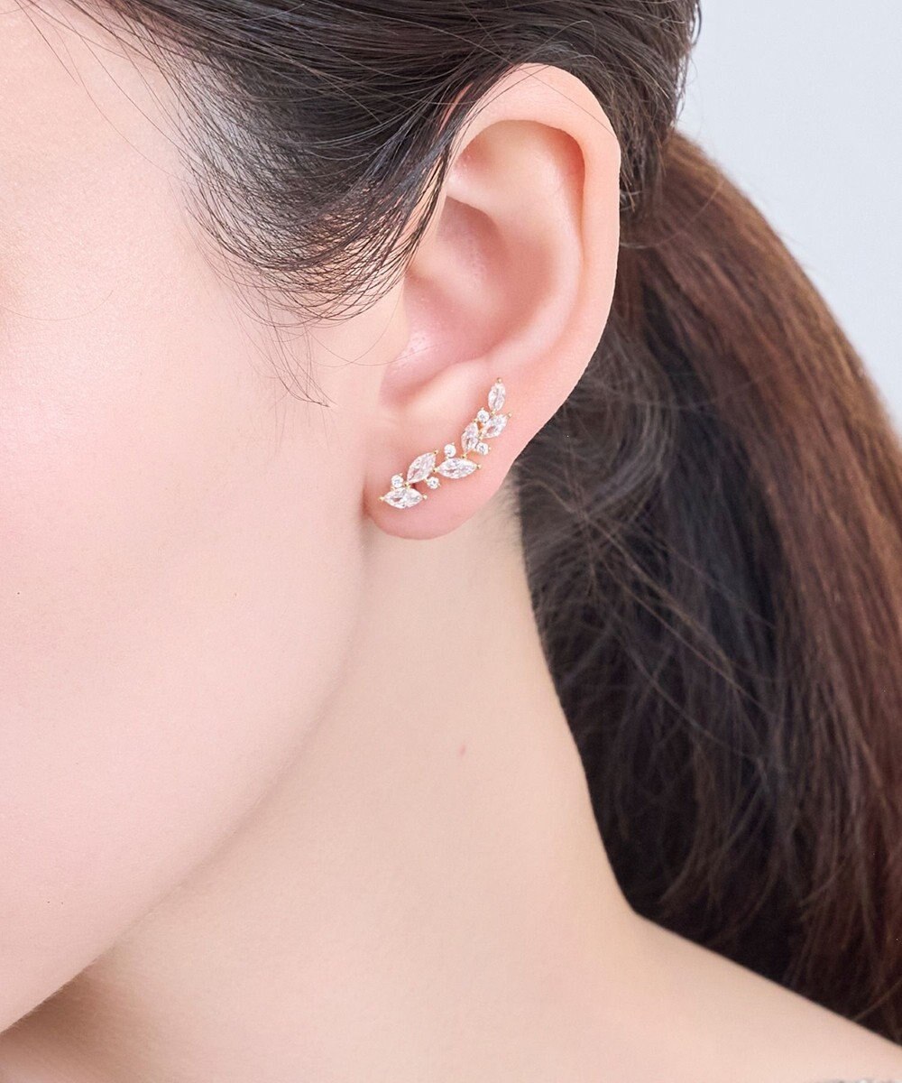 Phoebe リーフグレースビジューピアス&イヤリング　ゴールド 