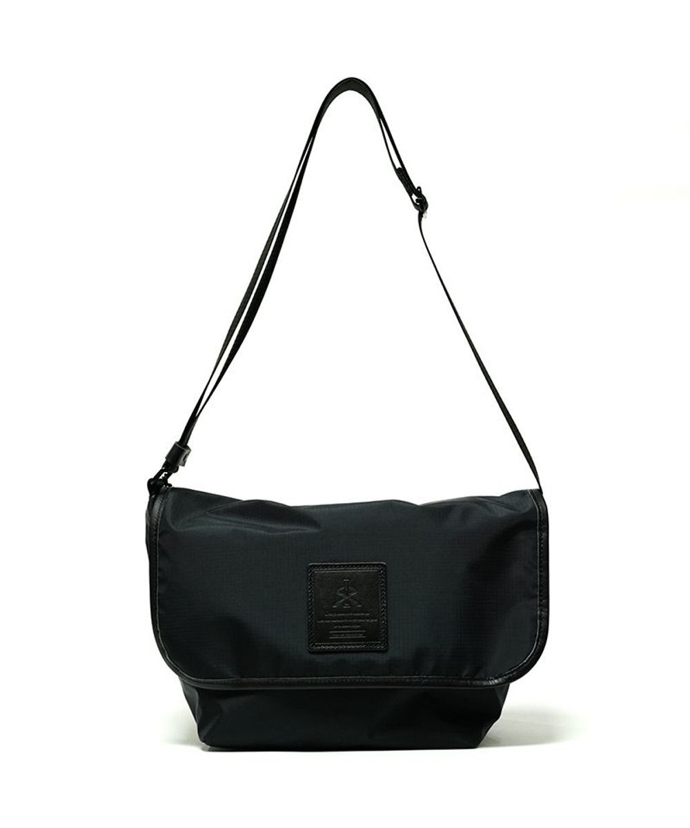 Regalo Felice 【超軽量 / ペットボトルも入る】かぶせ付きショルダー / REGALO 