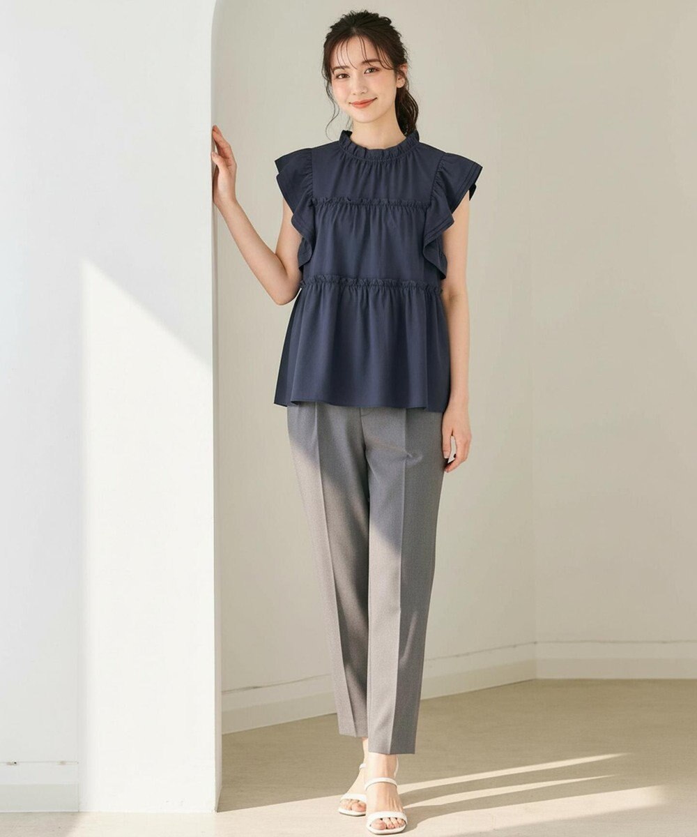 Feroux 【洗える】ペプラムシルエットフリルブラウス 