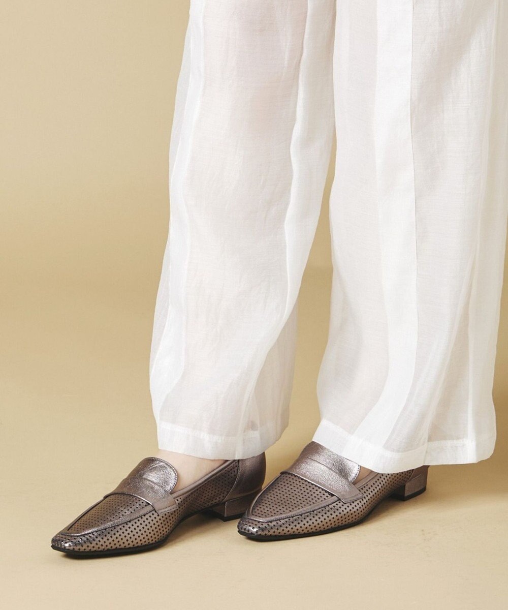 Dominic3 パンチング ソフトローファー 