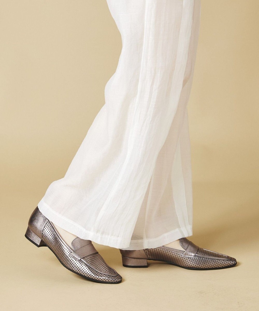 Dominic3 パンチング ソフトローファー 