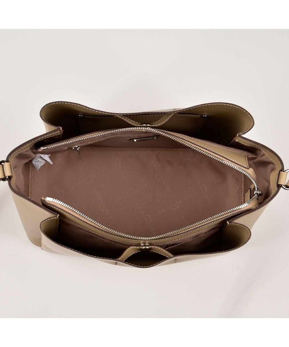 LA BAGAGERIE シンプルショルダーバッグ 