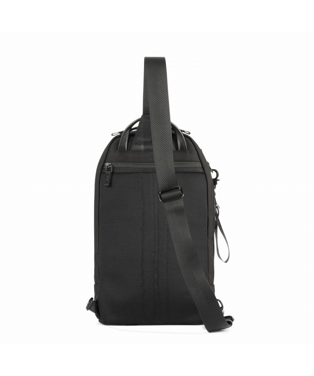 ZERO HALLIBURTON  ZLM ショルダーバッグ 7L 660g 81515 