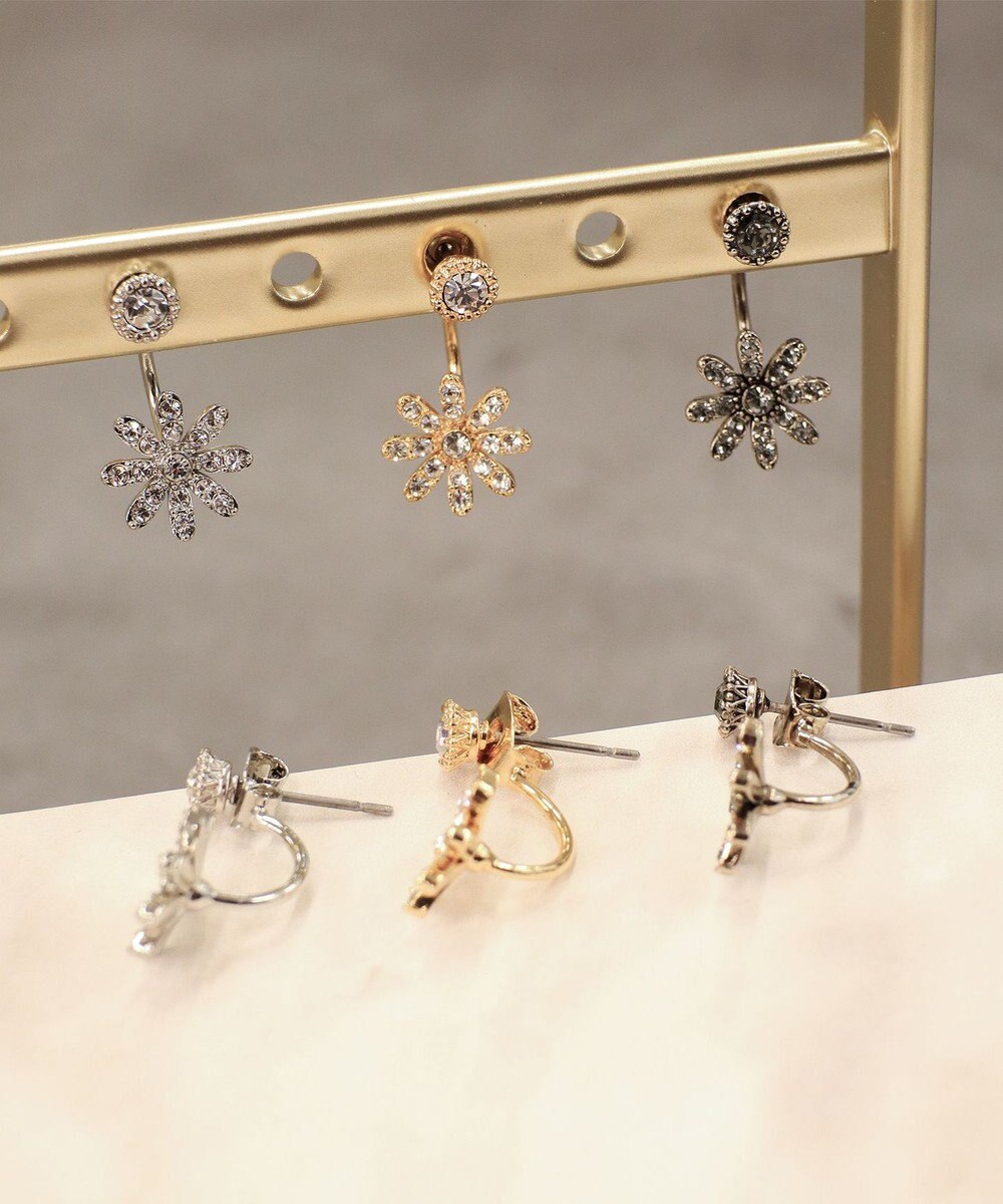 Tiaclasse 【金属アレルギー対応】フラワーキャッチピアス 
