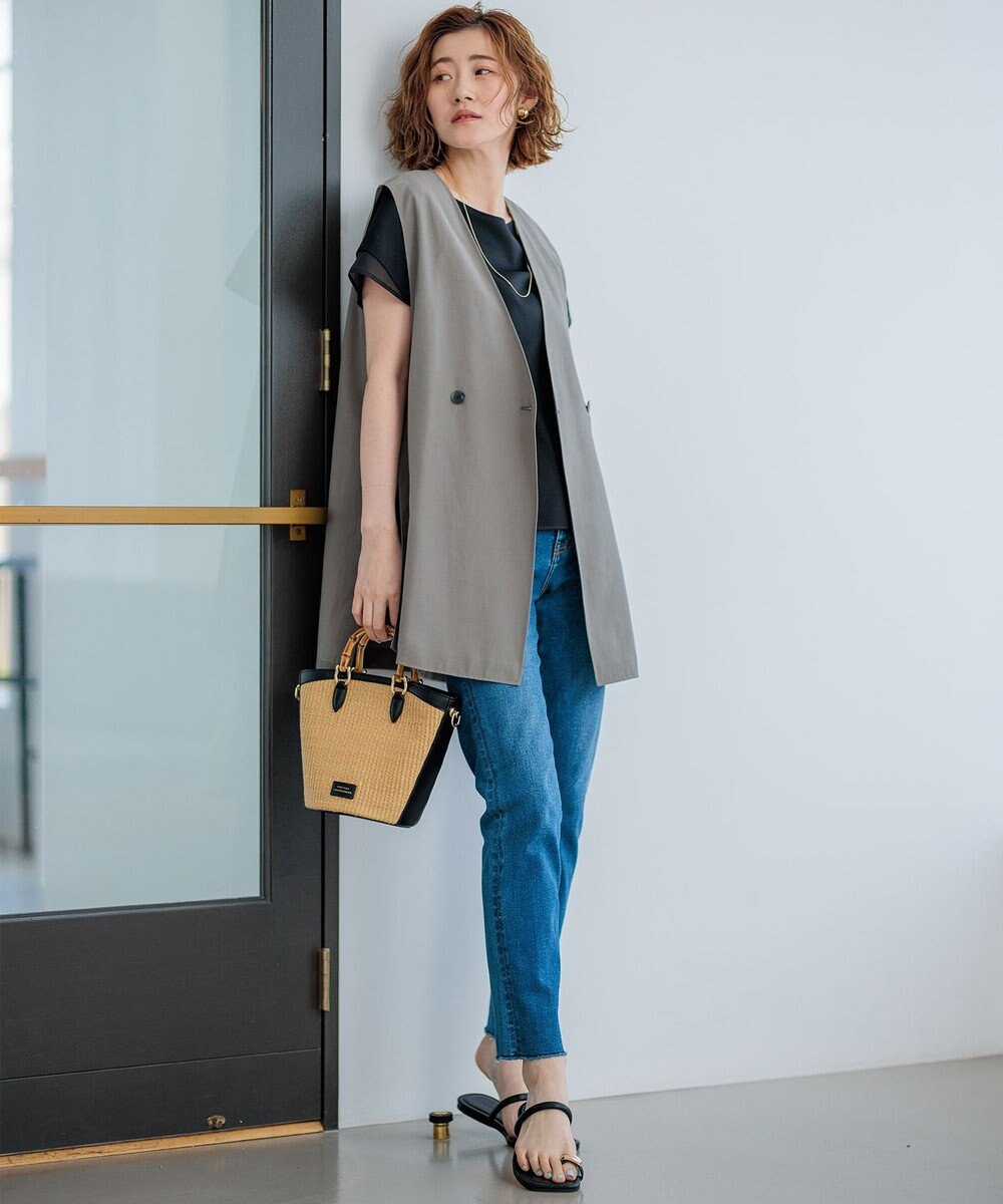 23区 【洗える】シアーマットクロス ジレ 