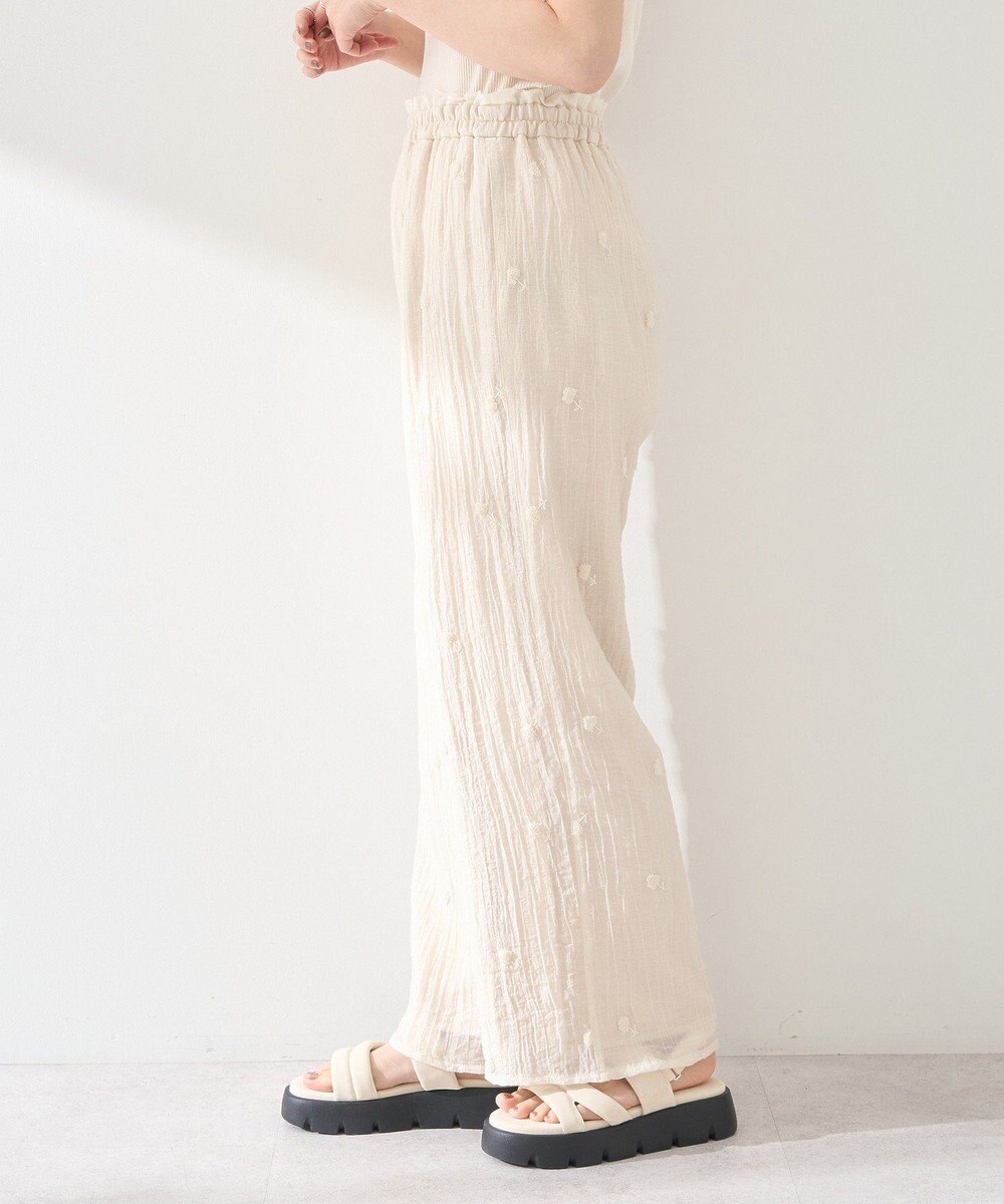 earth music&ecology ３Ｄフラワーパンツ 