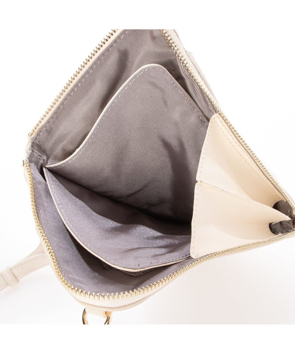 LA BAGAGERIE シープレザー　キルティングスマホショルダー 