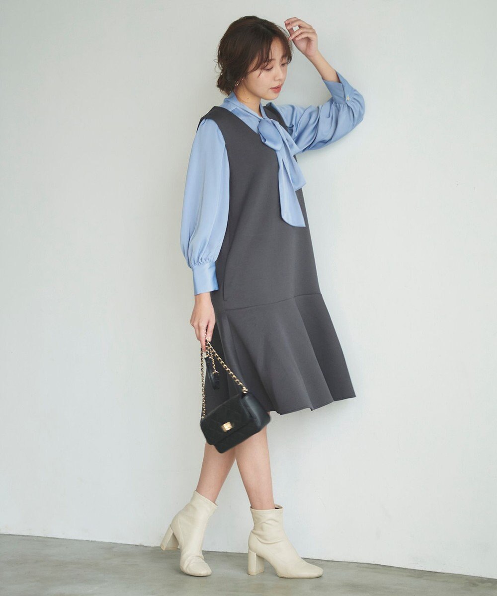 Feroux 【洗える】サテンボウタイ ブラウス 