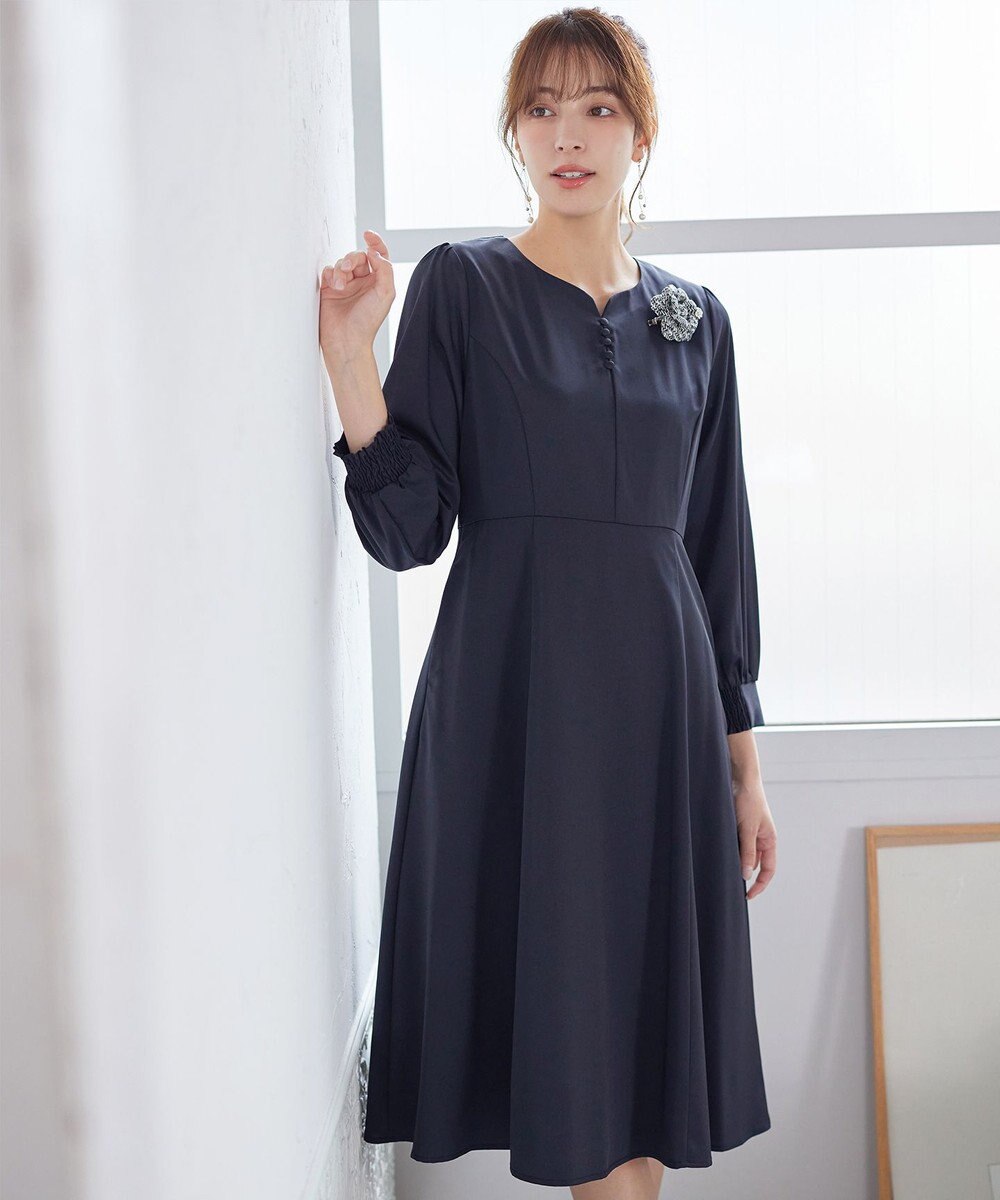 Tiaclasse 【セレモニー・XSサイズ追加・新色追加】ハートネックくるみ釦ワンピース 