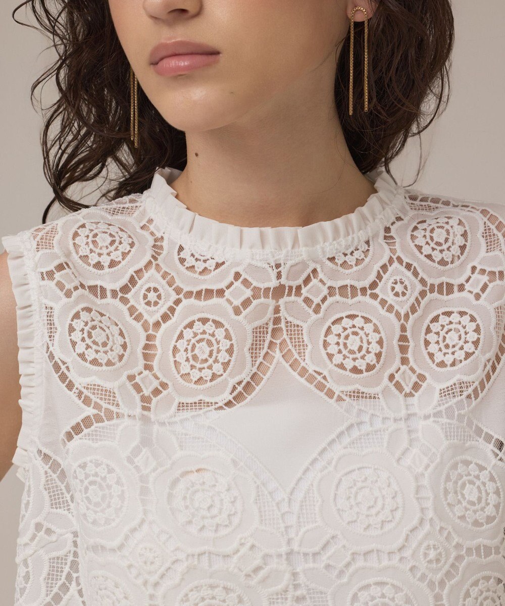 GRACE CONTINENTAL サークルレースノースリーブトップ 