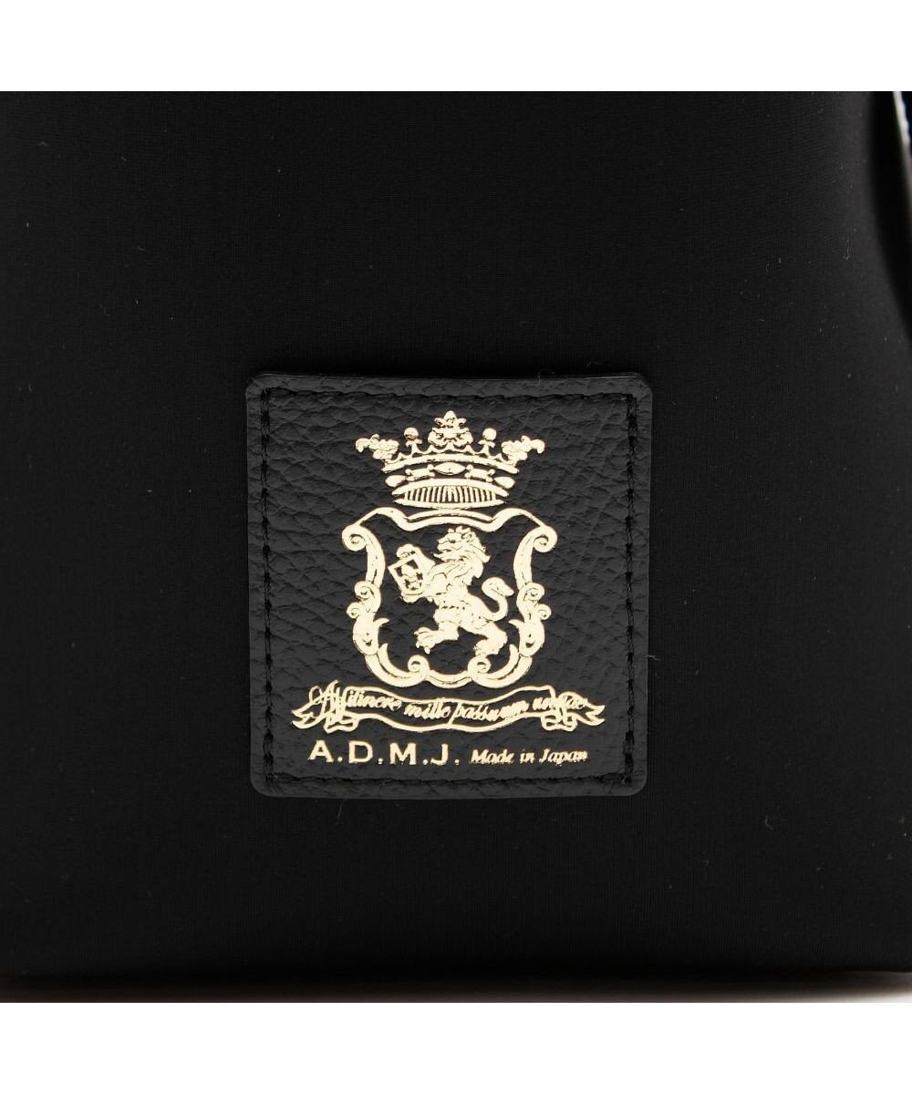 A.D.M.J. 【魔法の様に軽い】マジックライト/イタリアンファブリックステッチ刺しゅうデイリートートM 