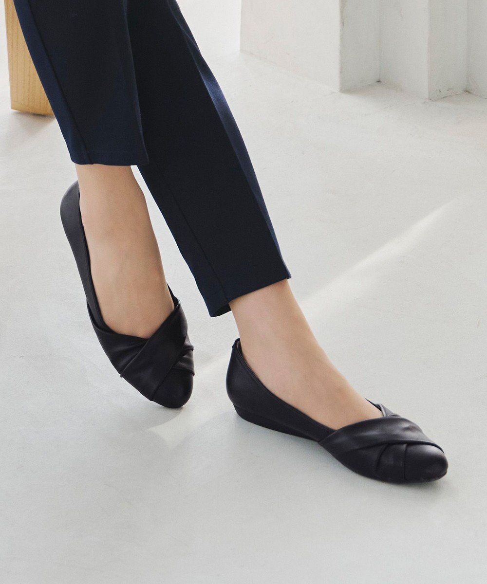 Tiaclasse 【安田美沙子さん/小倉優子さん着用】捻りデザインパンプス 