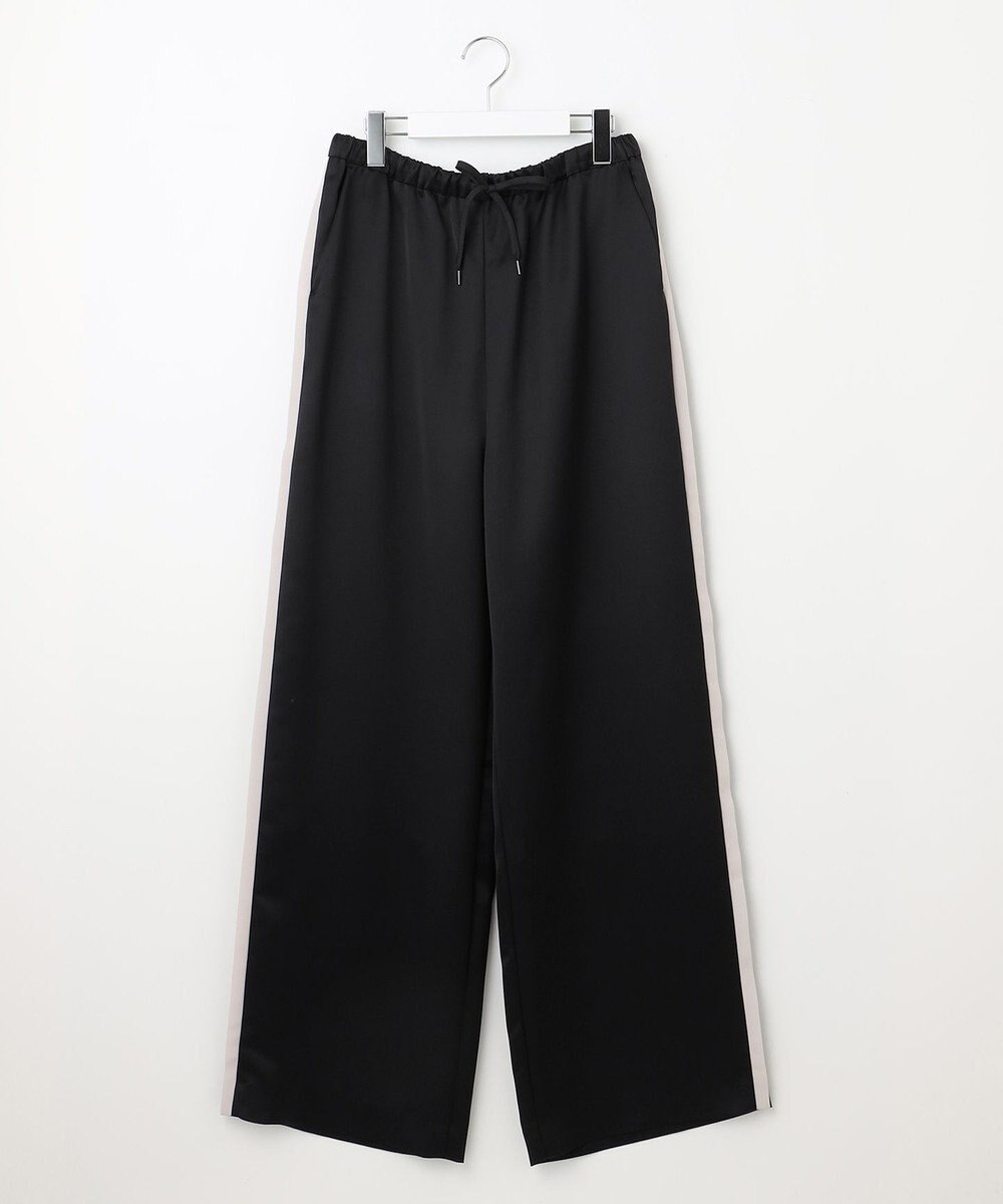 23区 S 【SLOW/一部店舗限定】ブライトサテン ライン パンツ 