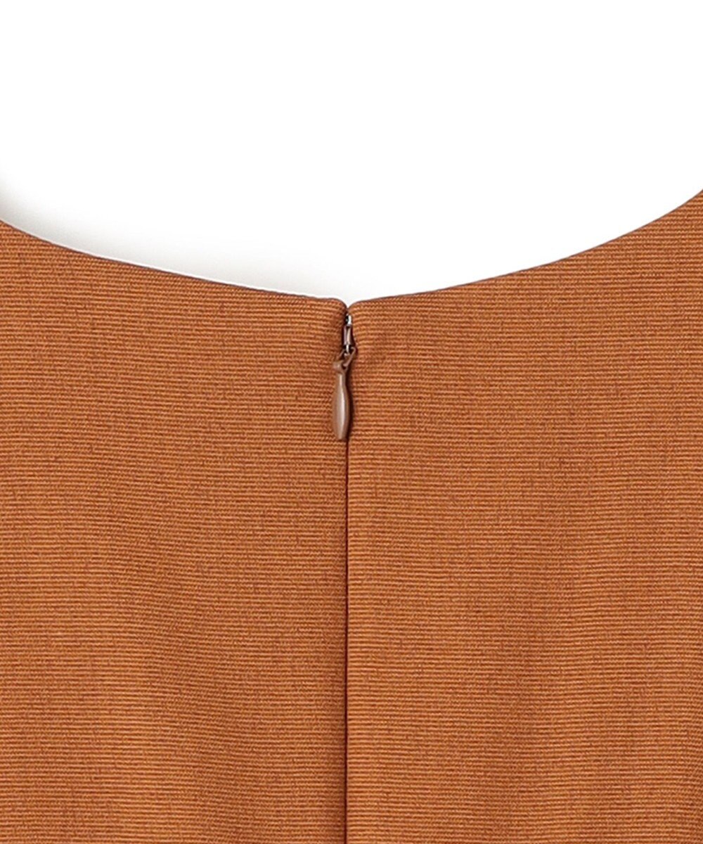 BEIGE， IVY / Vネックワンピース 