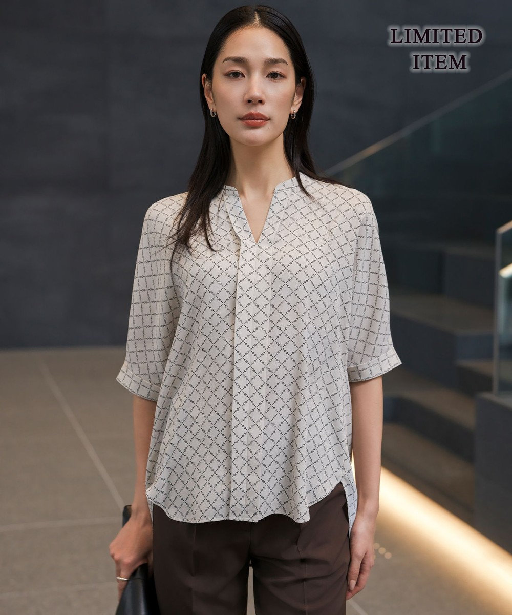 ICB L 【新色追加・WEB限定】BackSatinAmunzen 5分袖キーネックブラウス 