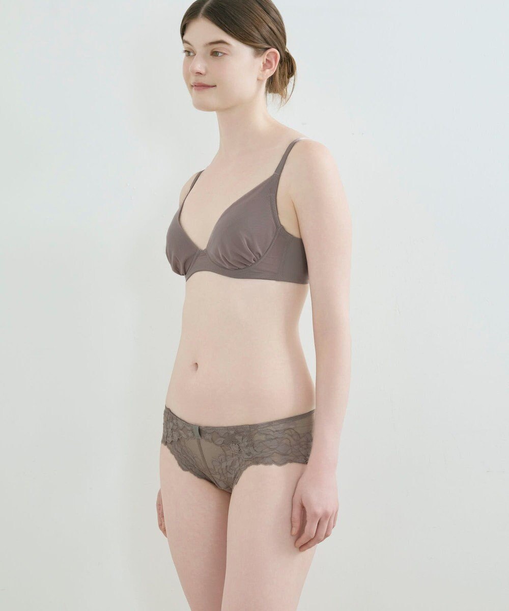 une nana cool 小さく見せるブラ ミニマイザーブラ シンプル 