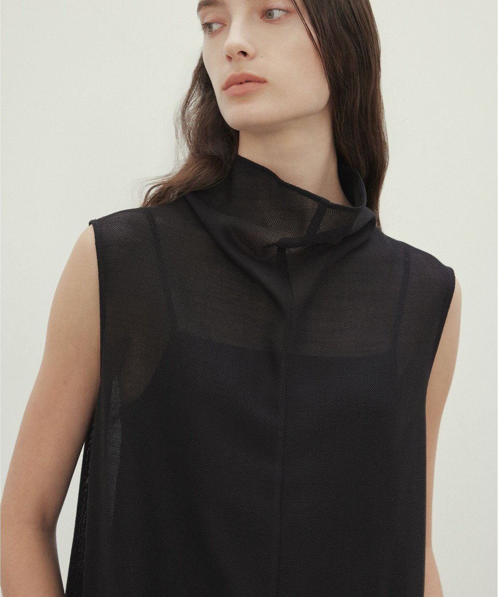 BEIGE， 【洗える・吸水速乾・防シワ・eclat 7・8月号掲載】LIATRIS / オフタートルノースリーブワンピース 