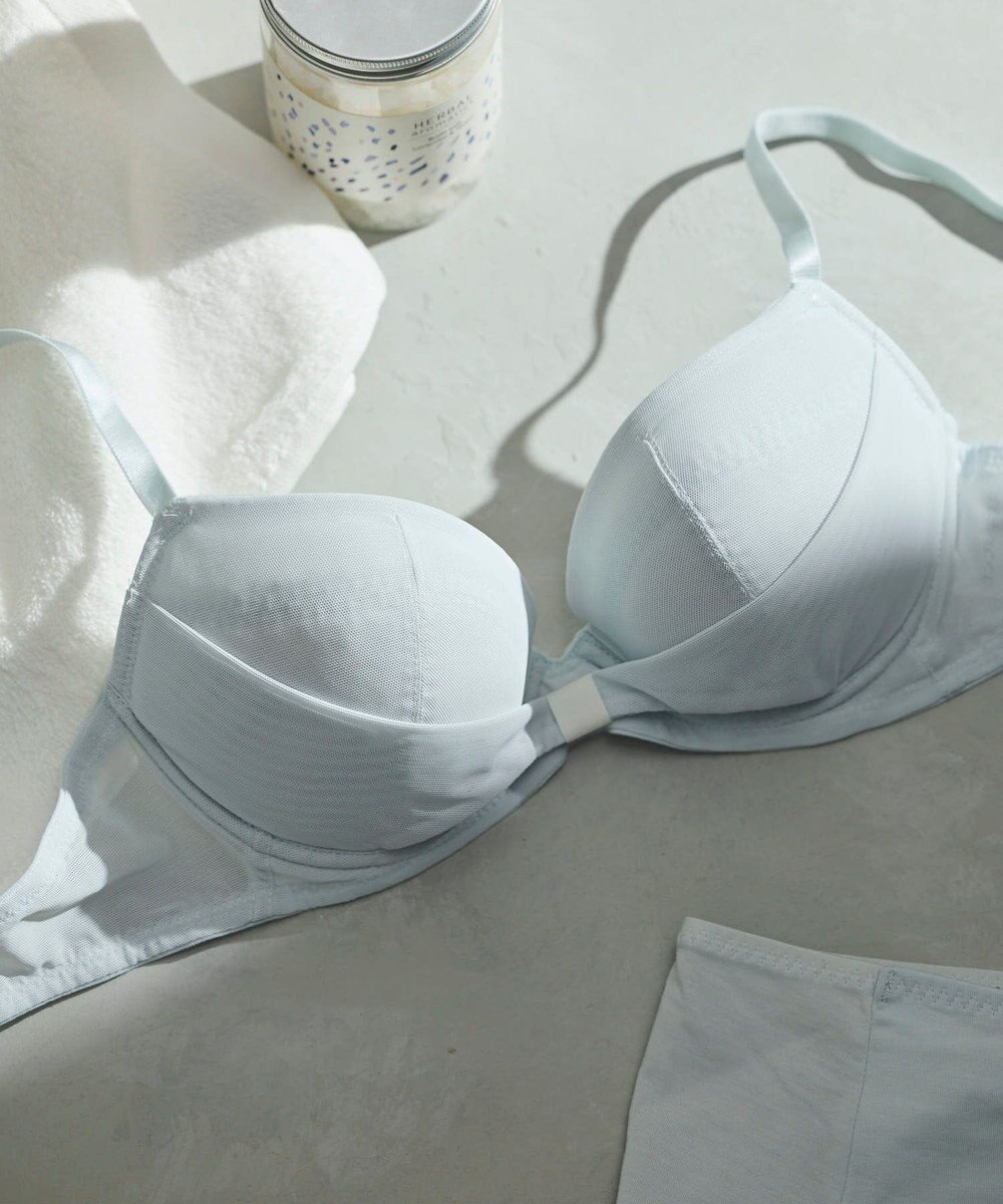 une nana cool 胸もとフィットをリボンでキープ リボンブラ 